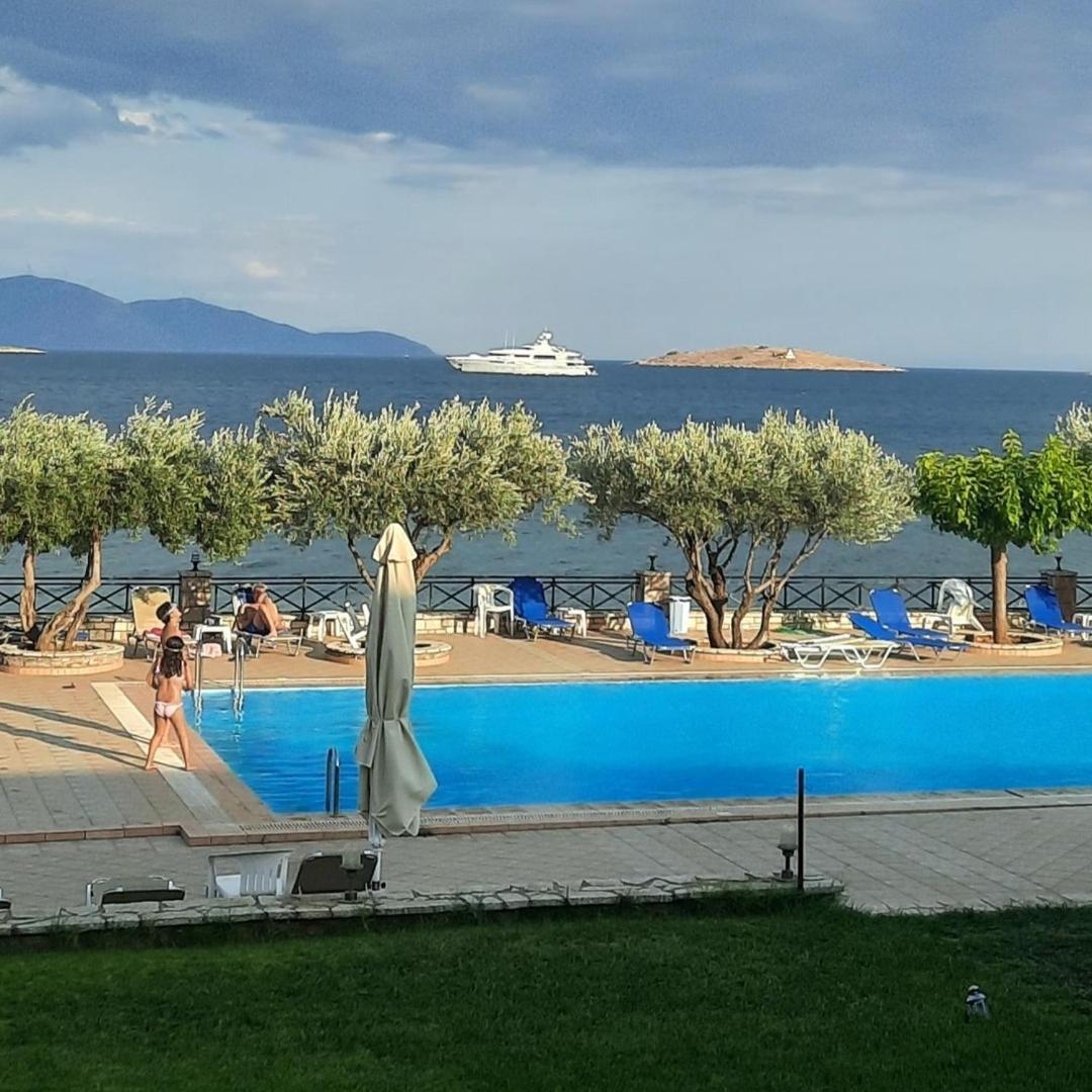 Europa Beach Hotel Galaxídhion Exterior foto